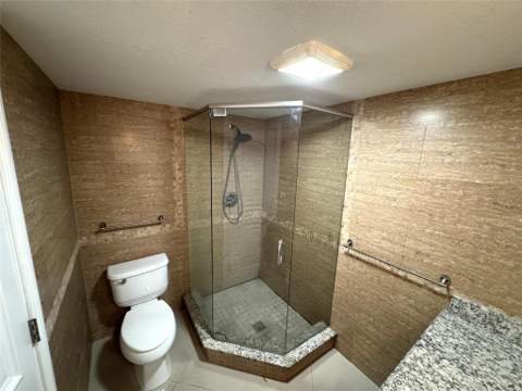 4800 Bayview Drive #406, Fort Lauderdale FL - photo 20 of 26
