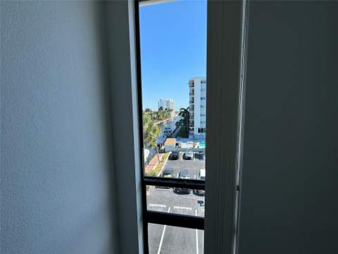 4800 Bayview Drive #406, Fort Lauderdale FL - photo 23 of 26