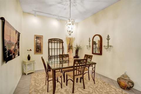 10116 Lombardy Drive #10116, Tamarac FL - photo 19 of 48