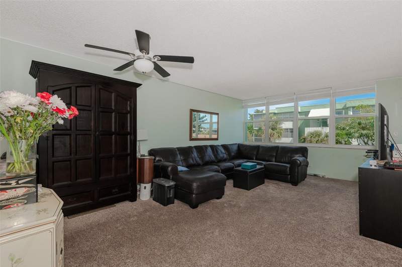 1 bedroom Condominium at 2751 Taft Street #305, Watergate Condominium, Hollywood — photo 3