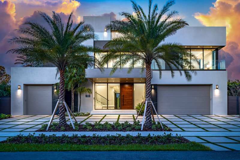 5 bedroom Single Family Residence at 2000 Harbourview Drive, Harbour Heights Add 35-21, Fort Lauderdale — photo 1