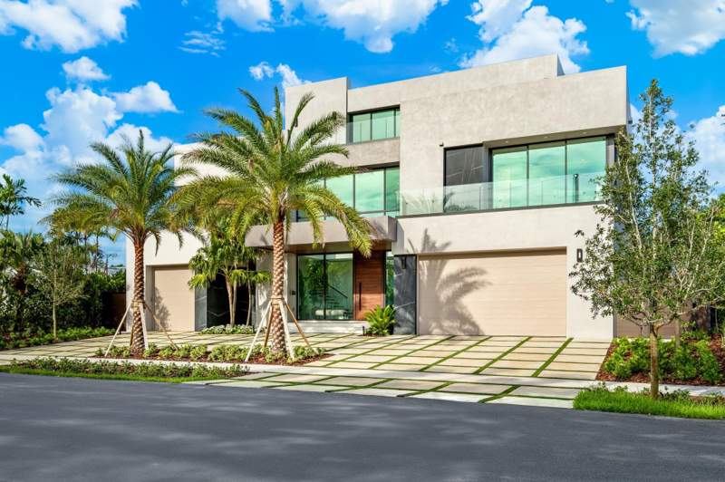 5 bedroom Single Family Residence at 2000 Harbourview Drive, Harbour Heights Add 35-21, Fort Lauderdale — photo 3
