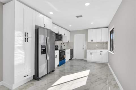 257 SW Cherryhill Road, Port St. Lucie FL - photo 12 of 62
