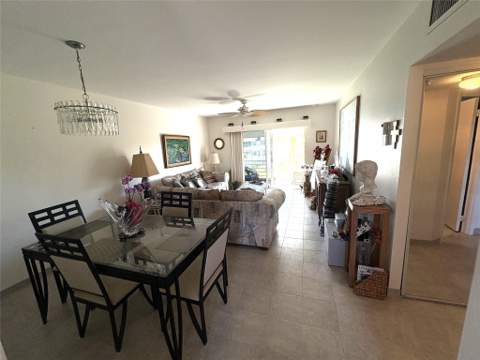 3506 NW 49th Avenue #604, Lauderdale Lakes FL - photo 7 of 32