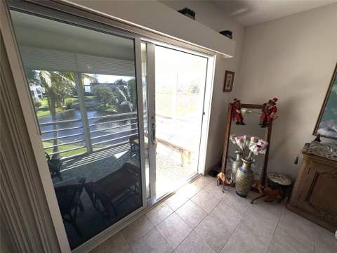 3506 NW 49th Avenue #604, Lauderdale Lakes FL - photo 11 of 32