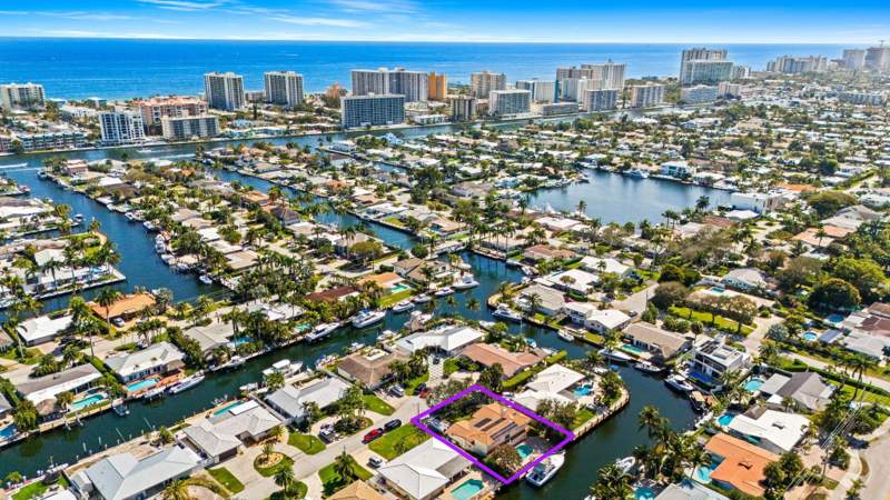 5 bedroom Single Family Residence at 1031 NE 27th Avenue, Harbor Village Sec I 46-8, Pompano Beach — photo 5
