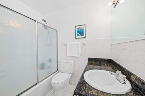 1031 NE 27th Avenue, Pompano Beach FL - photo 22 of 26