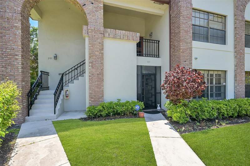 2 bedroom Condominium at 8049 Aberdeen Drive #101, Stratford at Aberdeen, Boynton Beach — photo 3