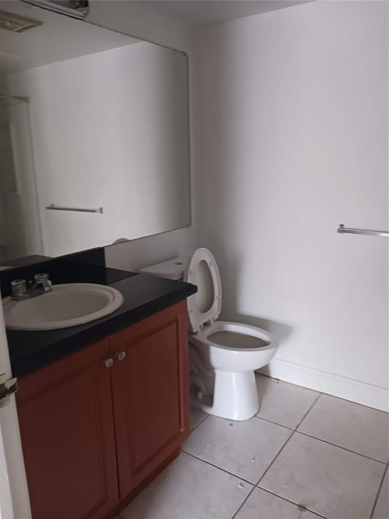 2 bedroom Condominium at 8307 Coral Lake Manor #8307, Crescent Cove, Coral Springs — photo 5