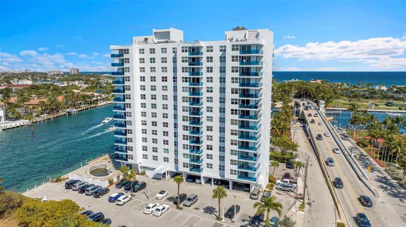 2 bedroom Condominium at 2639 N Riverside Drive #1005, Hillsboro Light Towers Co, Pompano Beach — photo 2