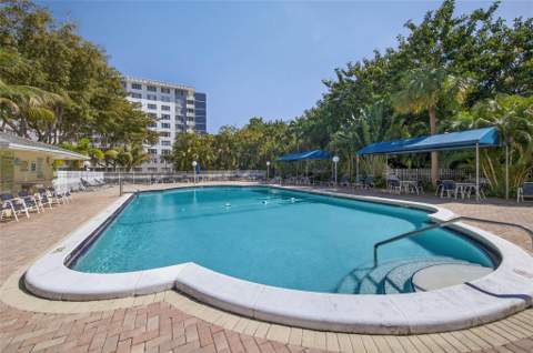 4400 Hillcrest Drive #704, Hollywood FL - photo 22 of 23
