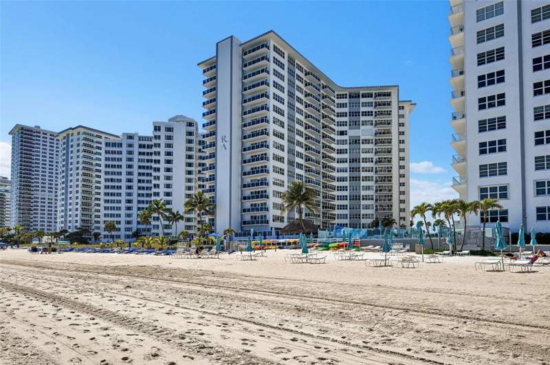 3 bedroom Condominium at 3700 Galt Ocean Drive #1215, Royal Ambassador, Fort Lauderdale — photo 2