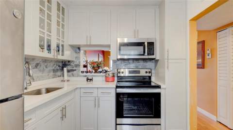 3150 Holiday Springs Boulevard #311, Margate FL - photo 8 of 19