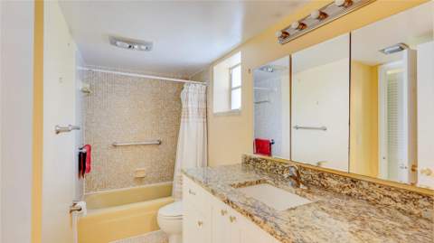 3150 Holiday Springs Boulevard #311, Margate FL - photo 17 of 19
