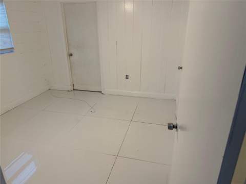 2006 Avenue P, Fort Pierce FL - photo 8 of 9