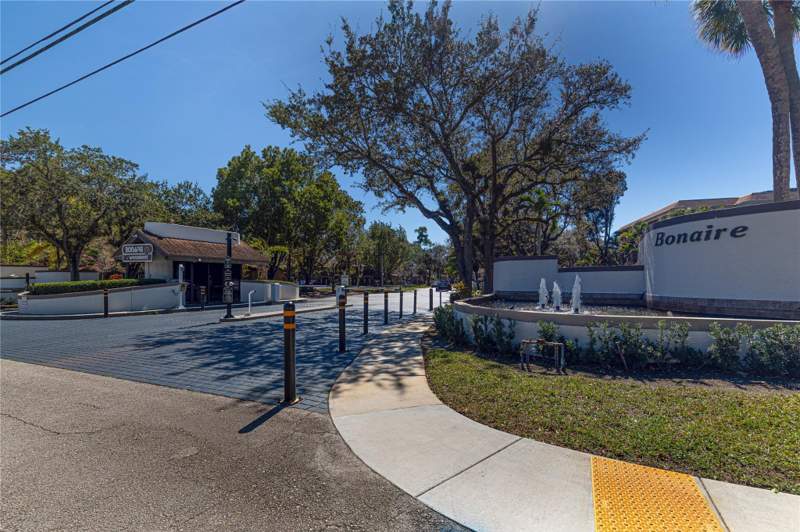 2 bedroom Condominium at 7653 NW 79th Avenue #114, Bpnaire at Woodmont, Tamarac — photo 4