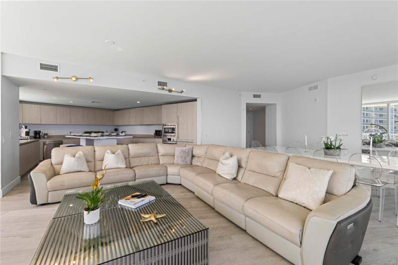 4 bedroom Condominium at 4111 S Ocean Drive #3501,3502, Lyfe Beach Resort, Hollywood — photo 4