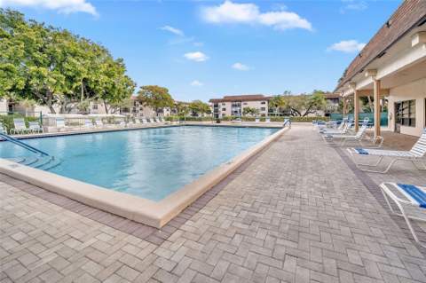 4975 E Sabal Palm Boulevard #408, Tamarac FL - photo 15 of 19