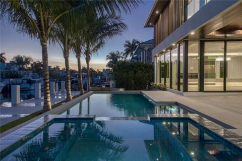 2508 Delmar Place, Fort Lauderdale FL - photo 13 of 68