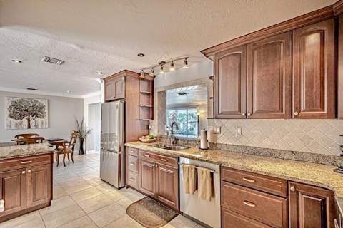 1131 SE 5th Avenue, Pompano Beach FL - photo 14 of 39
