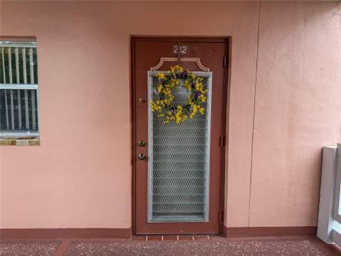 9460 Sunrise Lake Boulevard #212, Sunrise FL - photo 7 of 34