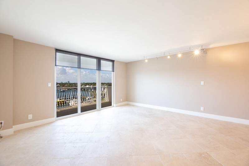 2 bedroom Condominium at 1 Las Olas Circle #605, Venetian Condominium, Fort Lauderdale — photo 3