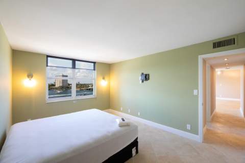 1 Las Olas Circle #605, Fort Lauderdale FL - photo 13 of 68