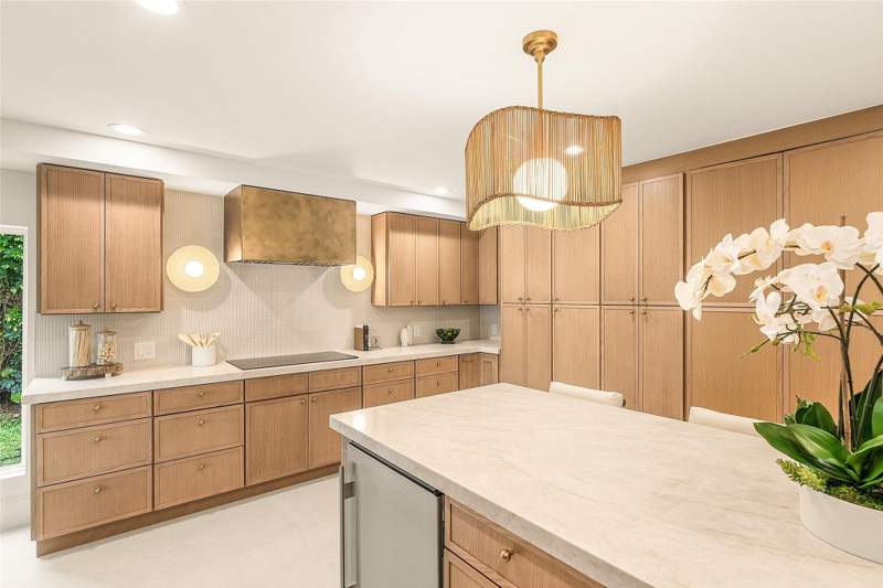 3 bedroom Single Family Residence at 4877 Pineview Circle, Seagate Country Club, Delray Beach — photo 2