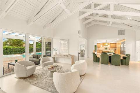 4877 Pineview Circle, Delray Beach FL - photo 14 of 45