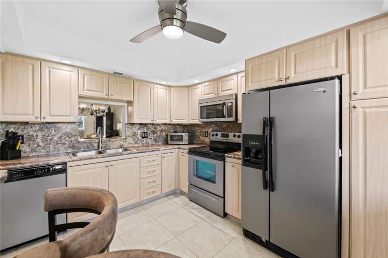 2 bedroom Condominium at 3501 Bimini Lane #D4, Wynmoor Cc, Coconut Creek — photo 4