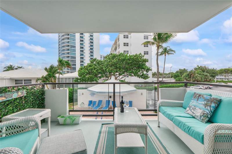 2 bedroom Condominium at 1500 S Ocean Boulevard #207, Leisure Towers, Lauderdale-By-The-Sea — photo 3