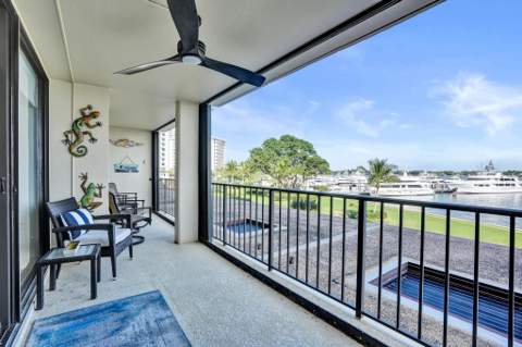 132 Lakeshore Drive #317, North Palm Beach FL - photo 10 of 37
