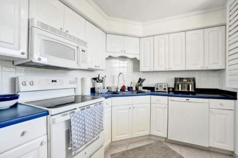132 Lakeshore Drive #317, North Palm Beach FL - photo 14 of 37