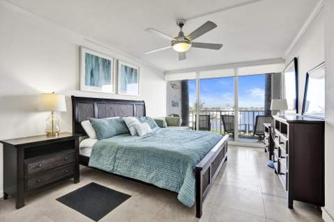 132 Lakeshore Drive #317, North Palm Beach FL - photo 23 of 37