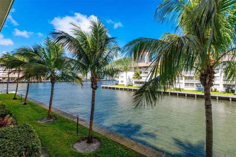 1 bedroom Condominium at 1891 S Ocean Drive #207, islands of jamaica, Hallandale Beach — photo 1