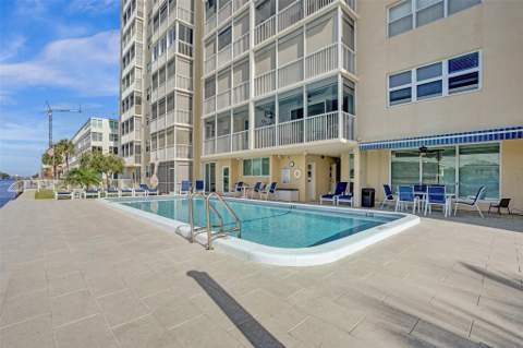 303 N Riverside Drive #Ph3, Pompano Beach FL - photo 24 of 32