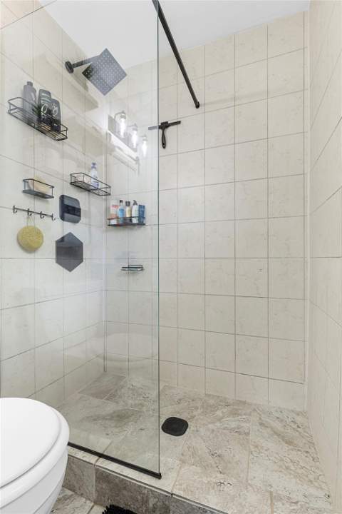 5607 NW 49th Avenue, Tamarac FL - photo 19 of 30