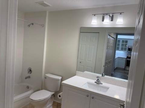 7611 Southampton Terrace #407, Tamarac FL - photo 24 of 36