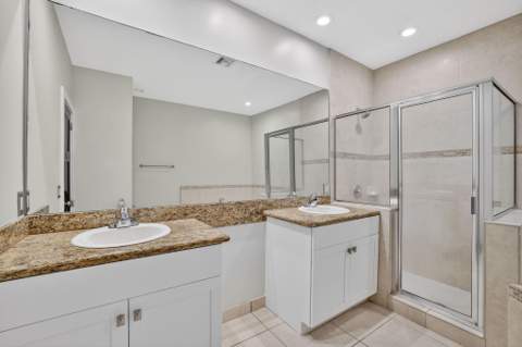 3024 NE 5th Terrace #10, Wilton Manors FL - photo 18 of 36