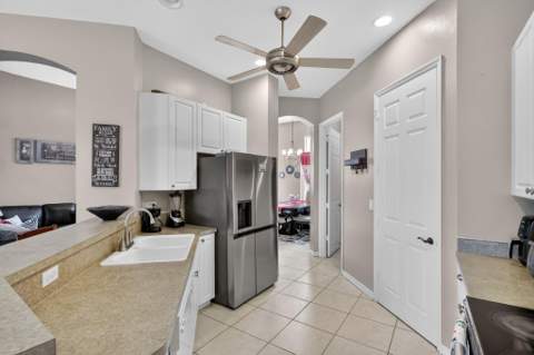 544 SW Lake Manatee Way, Port St. Lucie FL - photo 13 of 40