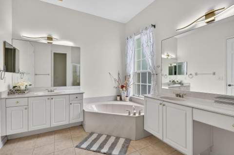 544 SW Lake Manatee Way, Port St. Lucie FL - photo 17 of 40