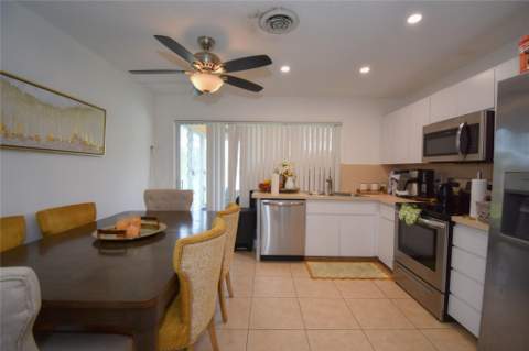 4804 NW 27th Terrace, Tamarac FL - photo 7 of 38