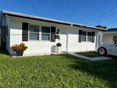 4804 NW 27th Terrace, Tamarac FL - photo 13 of 38