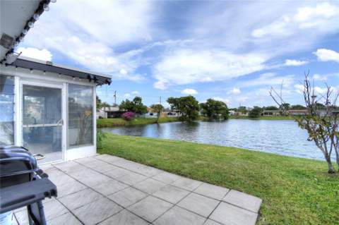 4804 NW 27th Terrace, Tamarac FL - photo 15 of 38