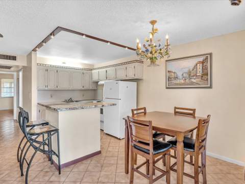 238 Ventnor Q #238, Deerfield Beach FL - photo 8 of 84