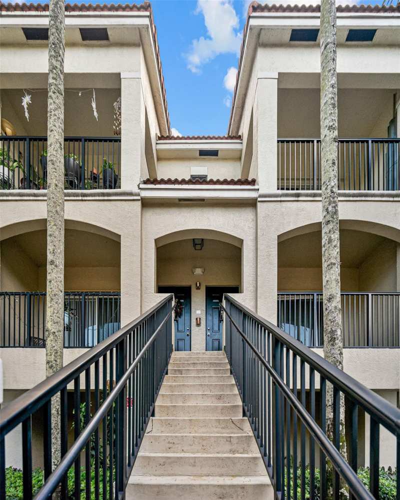 3 bedroom Condominium at 5880 W Sample Road #307, Poinciana, Coral Springs — photo 1