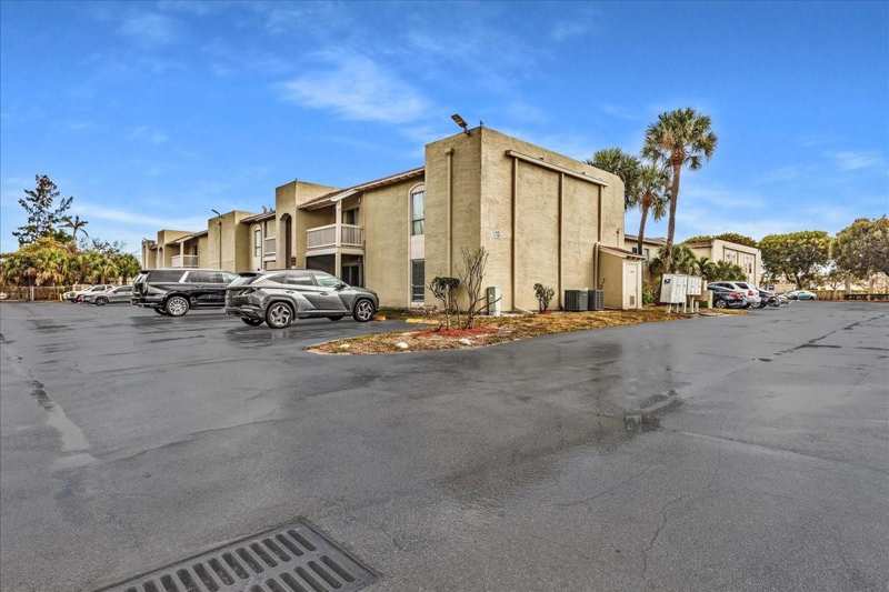 3 bedroom Condominium at 1500 N Congress Avenue #C31, Cross Creek, West Palm Beach — photo 1