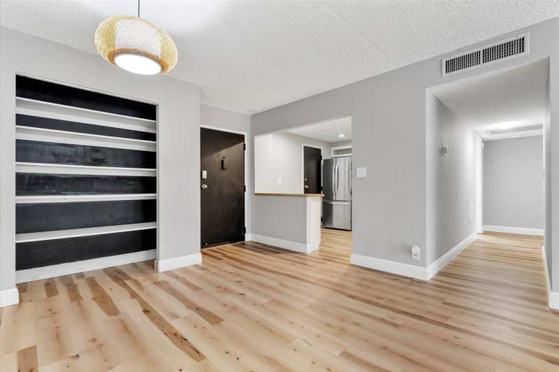 2 bedroom Condominium at 6500 Cypress Road #211, Plantation Place Condo, Plantation — photo 1