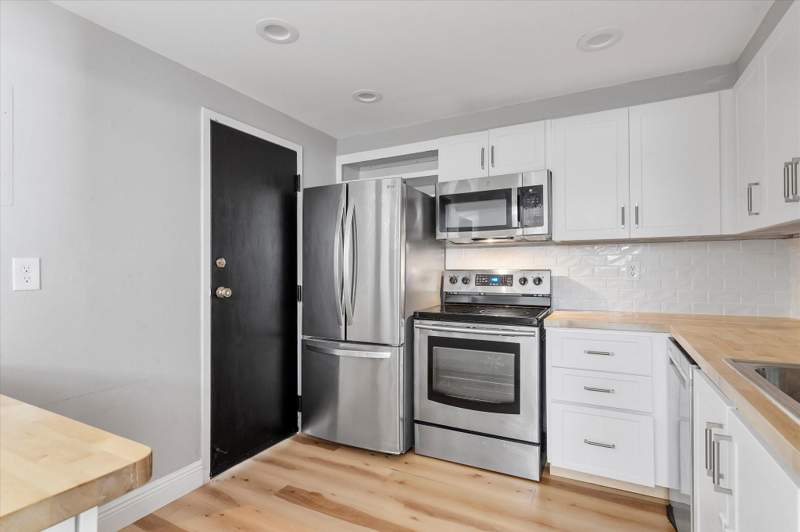 2 bedroom Condominium at 6500 Cypress Road #211, Plantation Place Condo, Plantation — photo 4