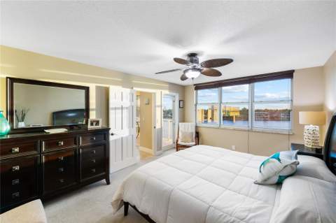 511 Bayshore Drive #501, Fort Lauderdale FL - photo 8 of 43
